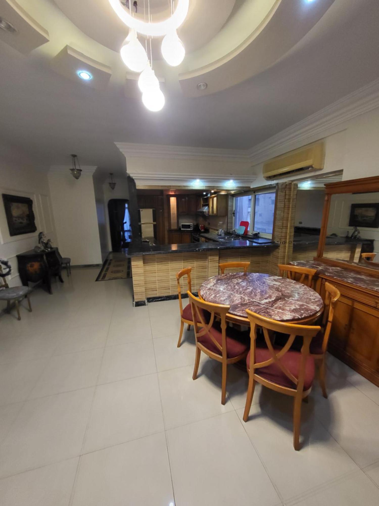 Appartamento شقه فى ميامى بالاسكندريه مطله على البحر Alessandria Esterno foto